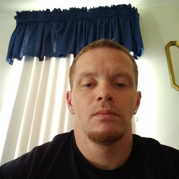 Meet your Posher, Joshua - Picture 1 of 1